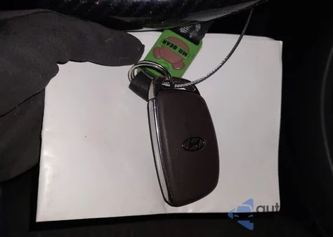 2016 Hyundai Elantra Value Edition z USA, uszkodzony, nr VIN KMHDH4AE1GU566906